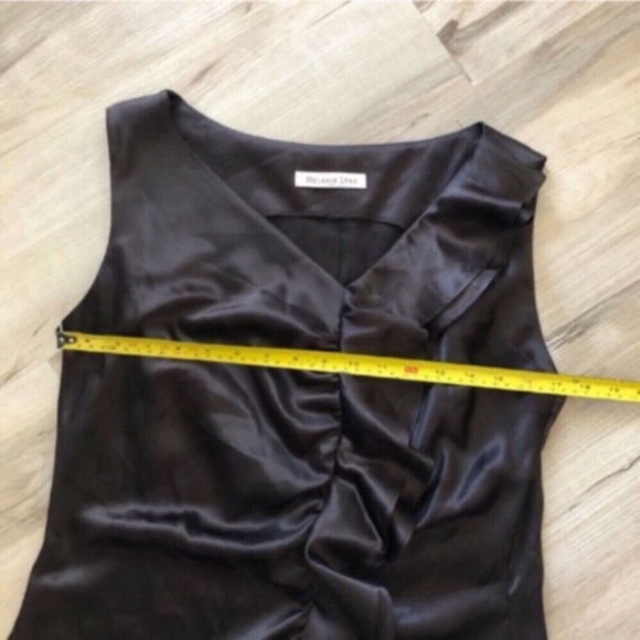 Black Ruched Asymmetrical Sleeveless Blouse - Picture 6 of 6